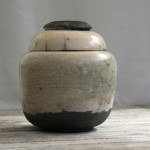 Raku gestookt. Inhoud 400ml. €70